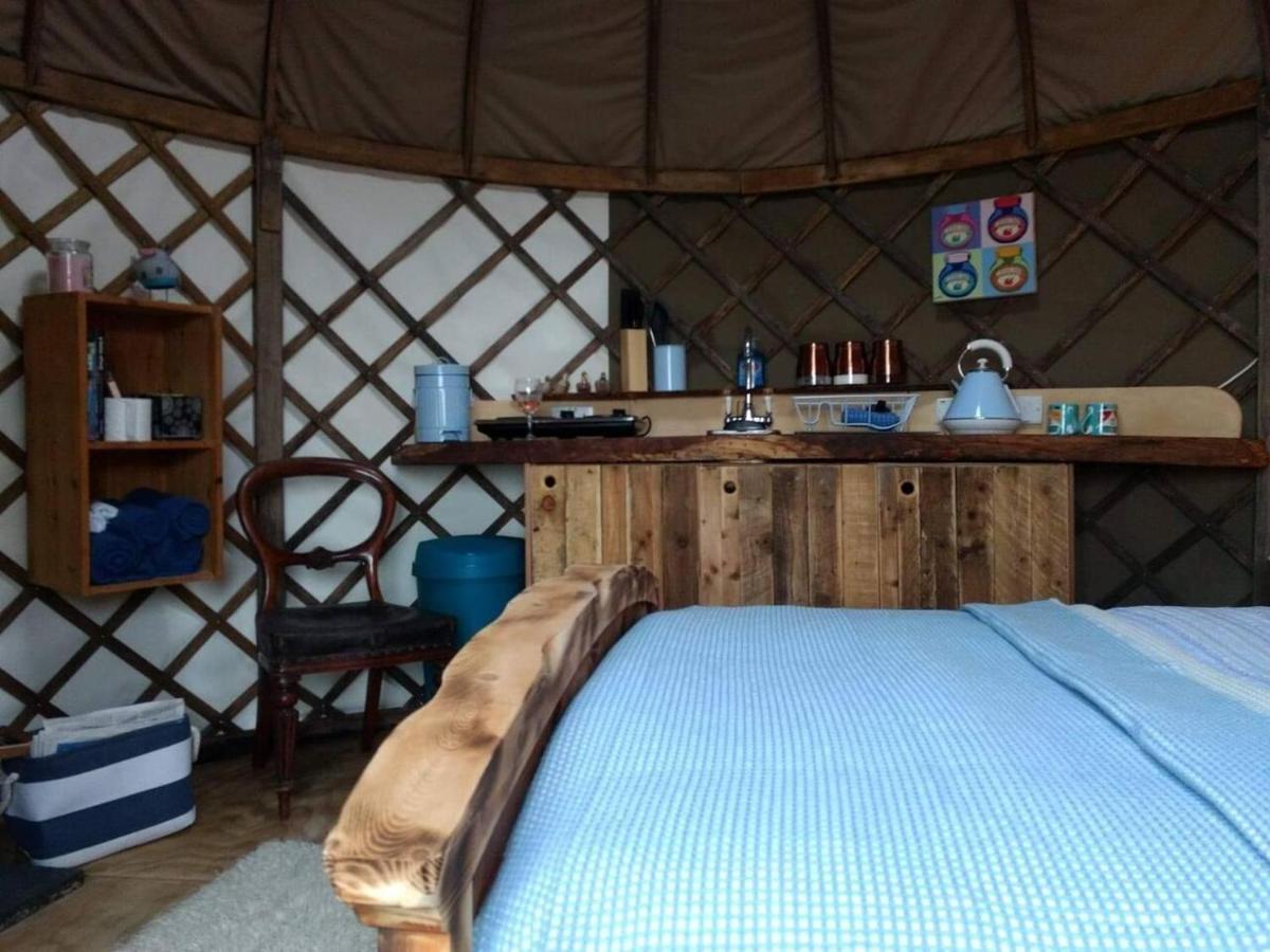 Bembridge Harbour Yurt - Log Burner - Wifi Villa Buitenkant foto