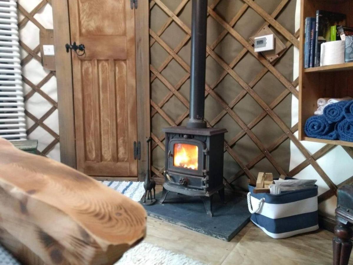 Bembridge Harbour Yurt - Log Burner - Wifi Villa Buitenkant foto